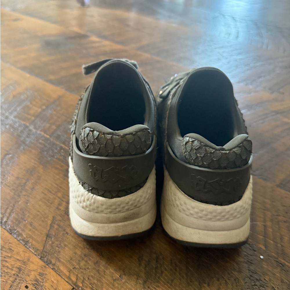 ASH Footwear Stylish Green Women’s Sneakers Shoes in Army Green with Crystals 38 - Picture 3 of 8